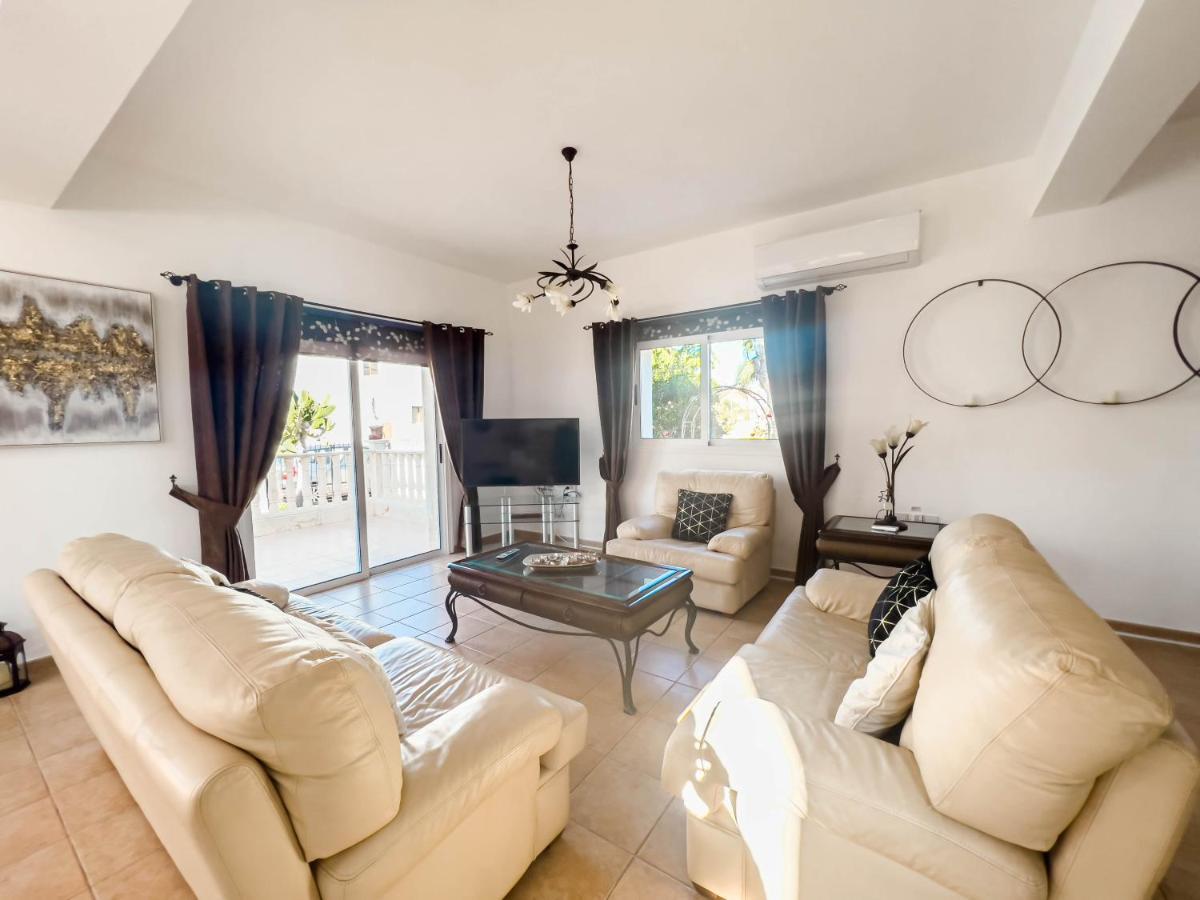 Fame With Private Pool And Gazebo Agia Napa